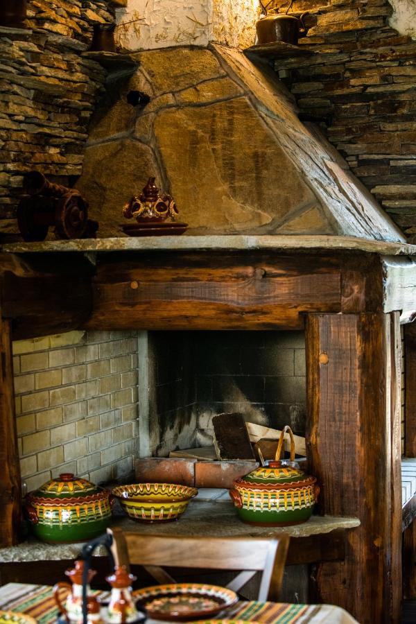 Етно Комплекс "Поп Грую Бански" Banya  Экстерьер фото